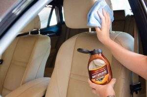 Limpiar e hidratar cuero coche Limpiar e hidratar cuero coche